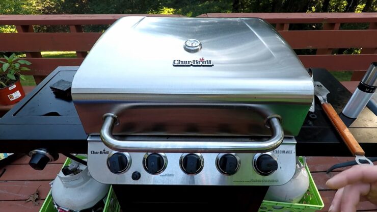 Char-Broil 5 Burner Propane Grill